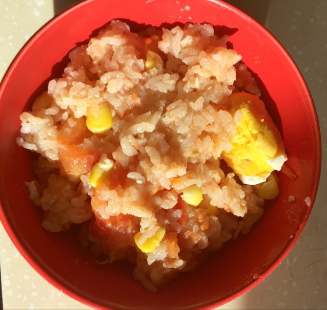 整个番茄饭加强版【两个番茄玉米饭】