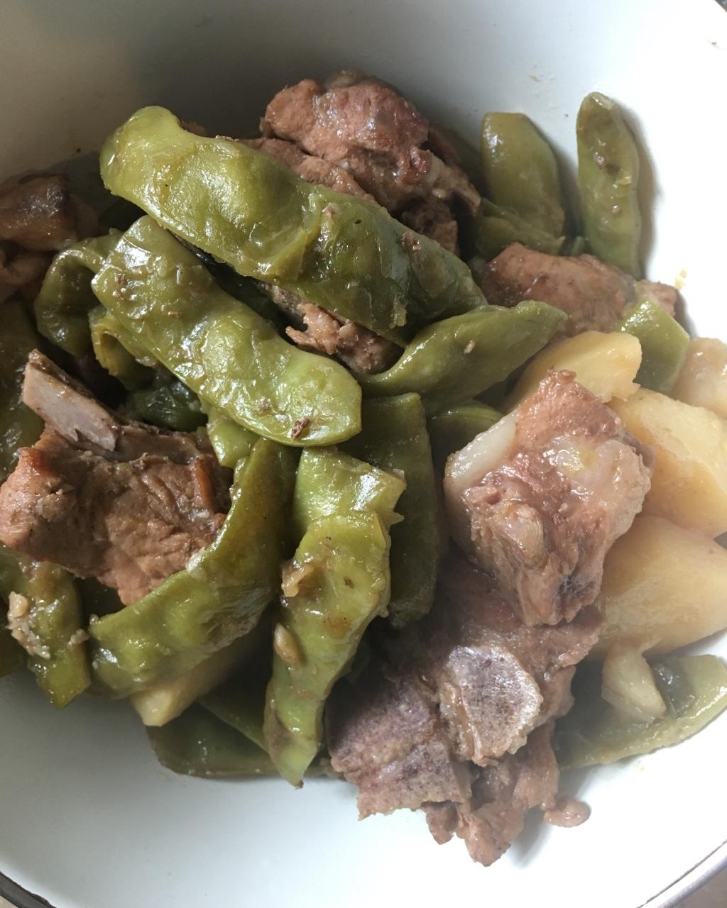 正宗排骨豆角土豆