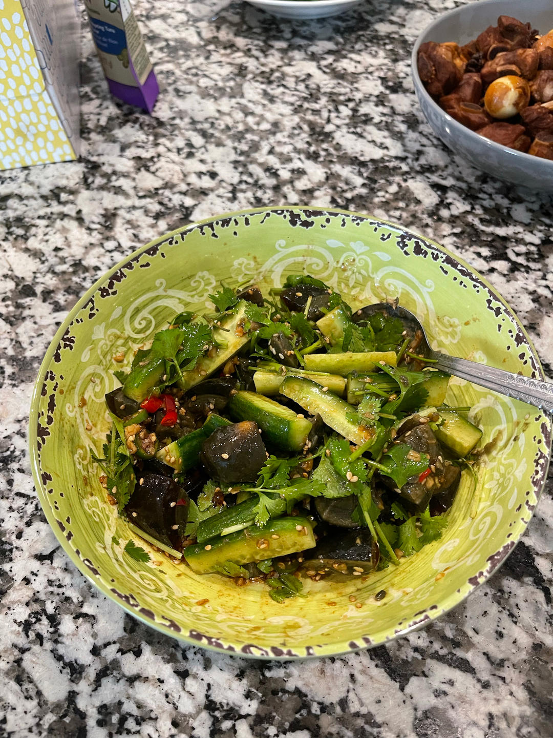 香辣开胃的黄瓜🥒拌皮蛋