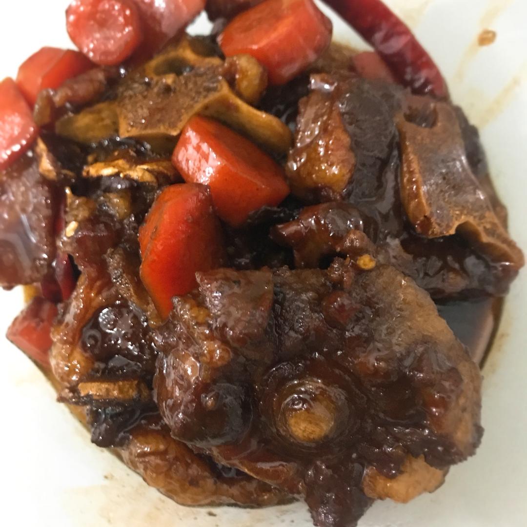 红烧牛尾