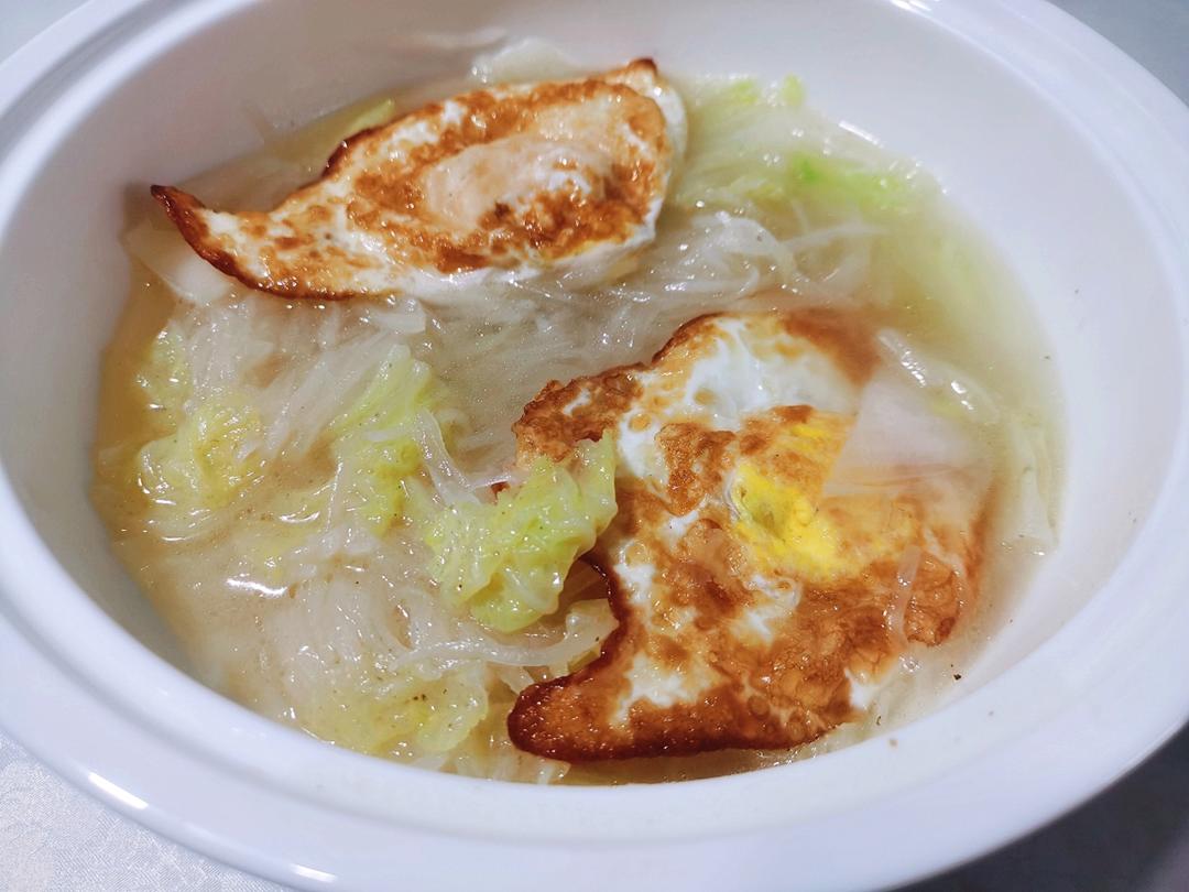 🌈冬天必喝的汤～萝卜白菜汤！简单又美味