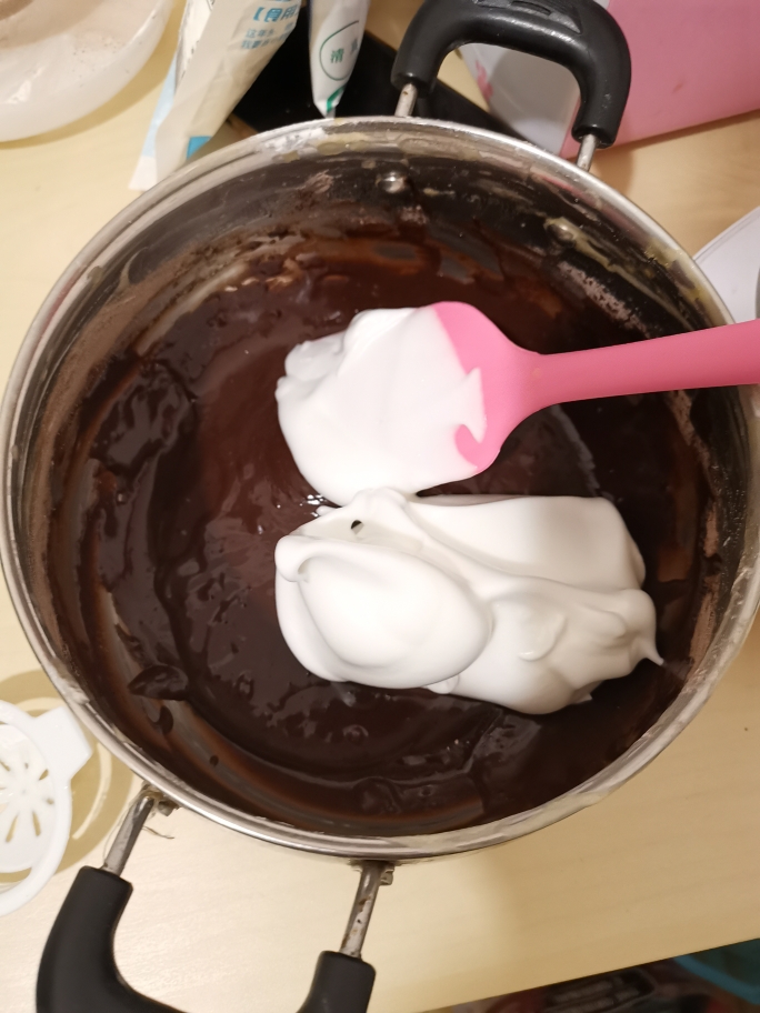 巧克力纸杯蛋糕的做法 步骤8