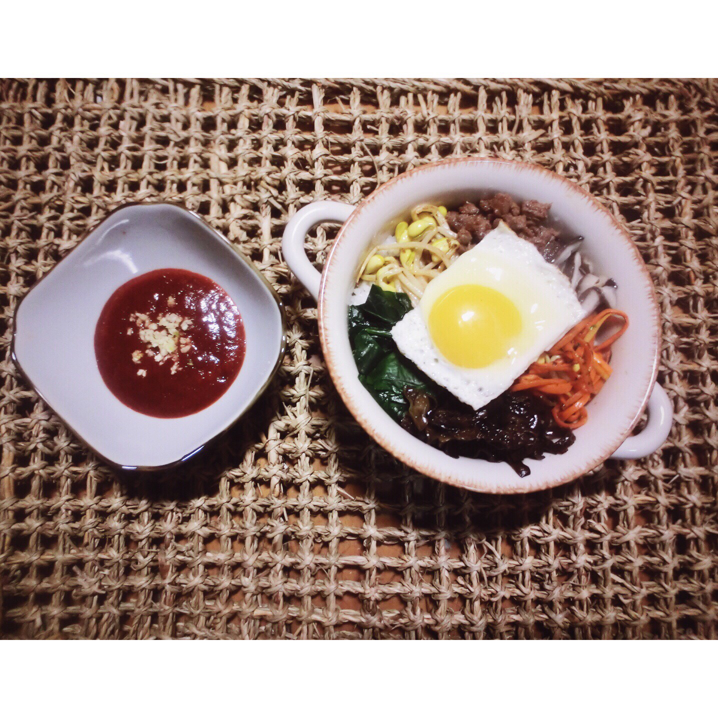 韩式石锅拌饭