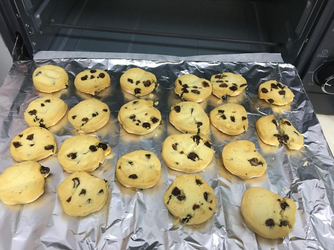 朗姆酒葡萄干饼干