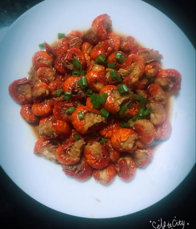 红烧龙虾