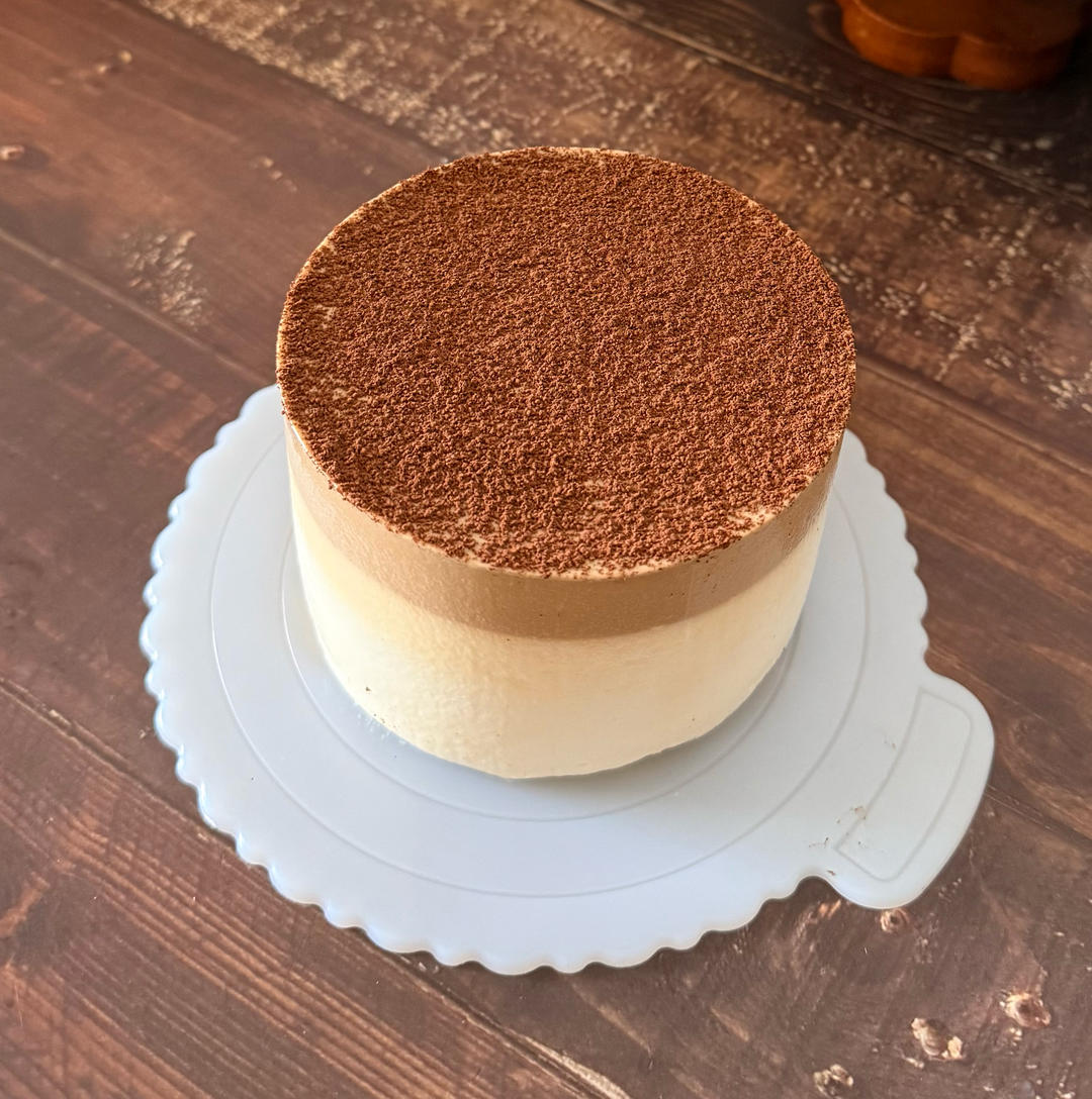 生椰拿铁慕斯蛋糕☕️固体yyds🥥椰香浓郁