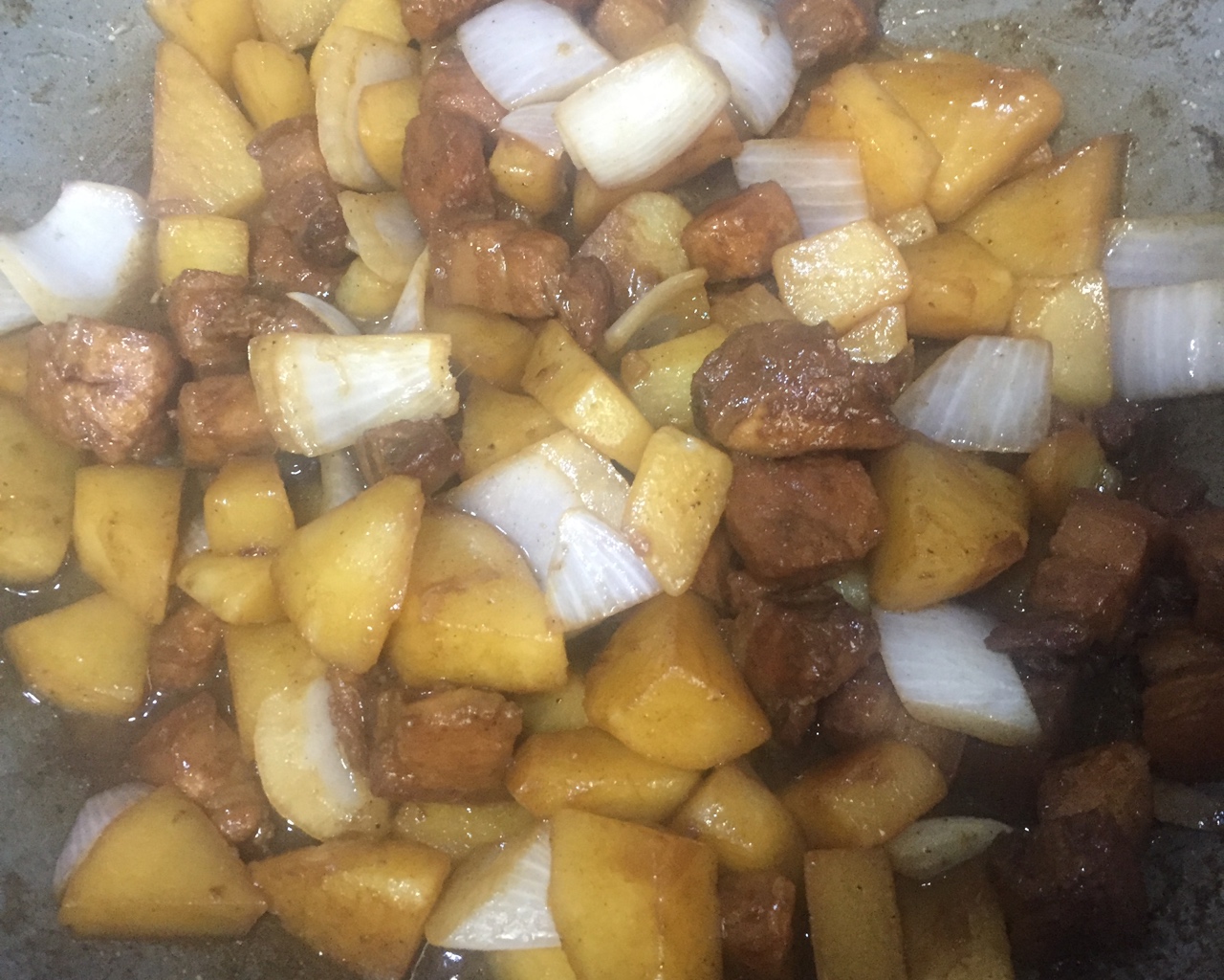 不加糖的红烧肉炖土豆🥔的做法 步骤12