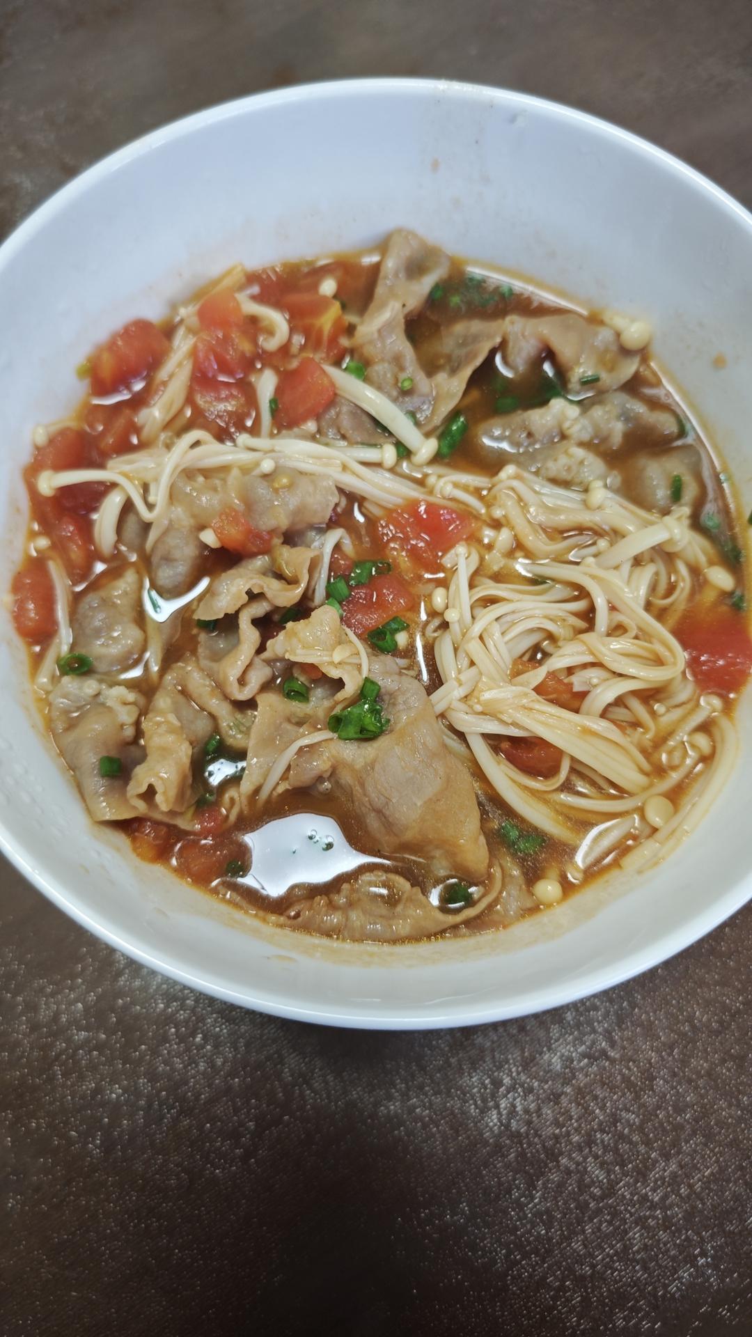 番茄肥牛金针菇