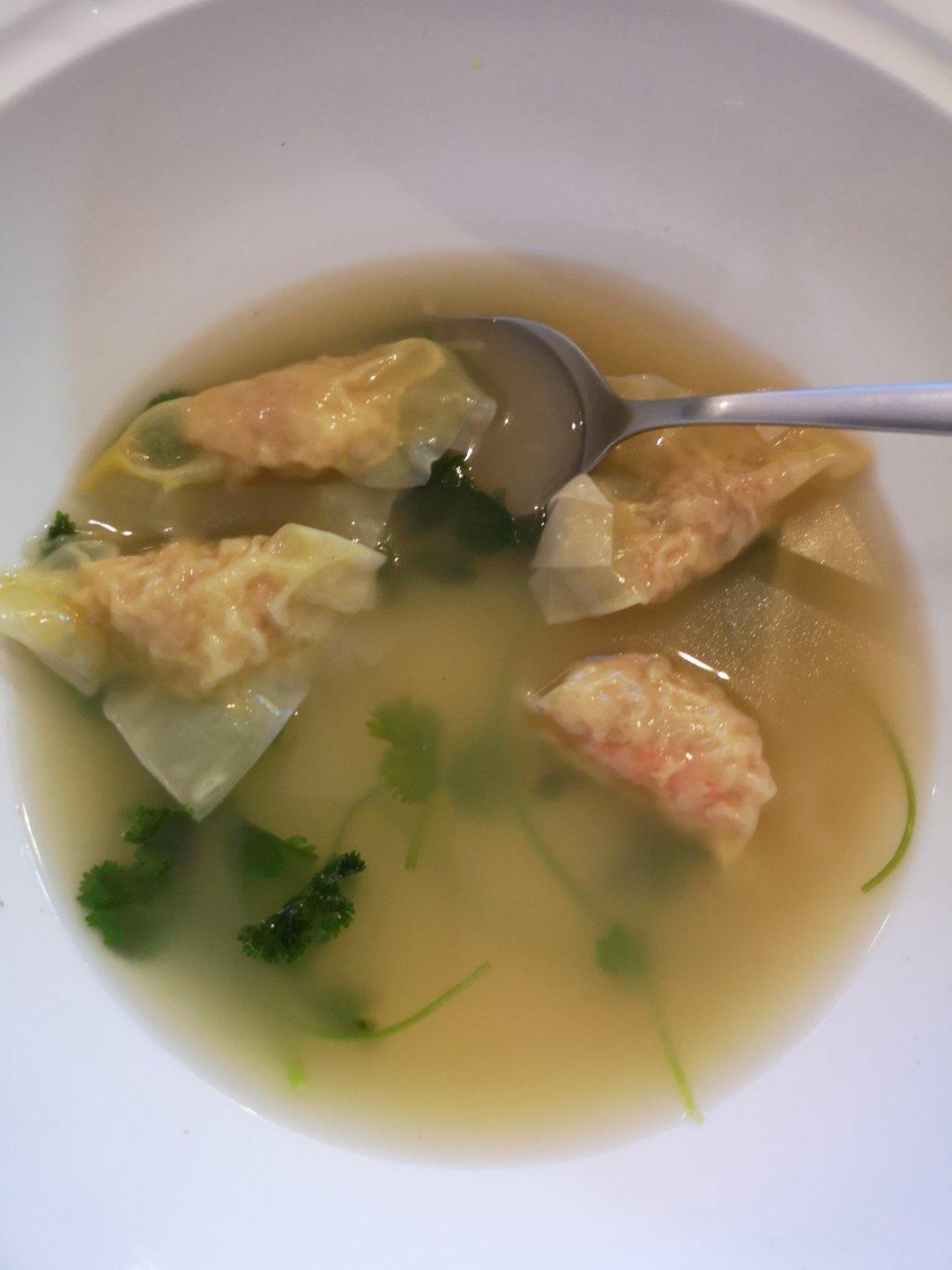 经典港式鲜虾云吞面
