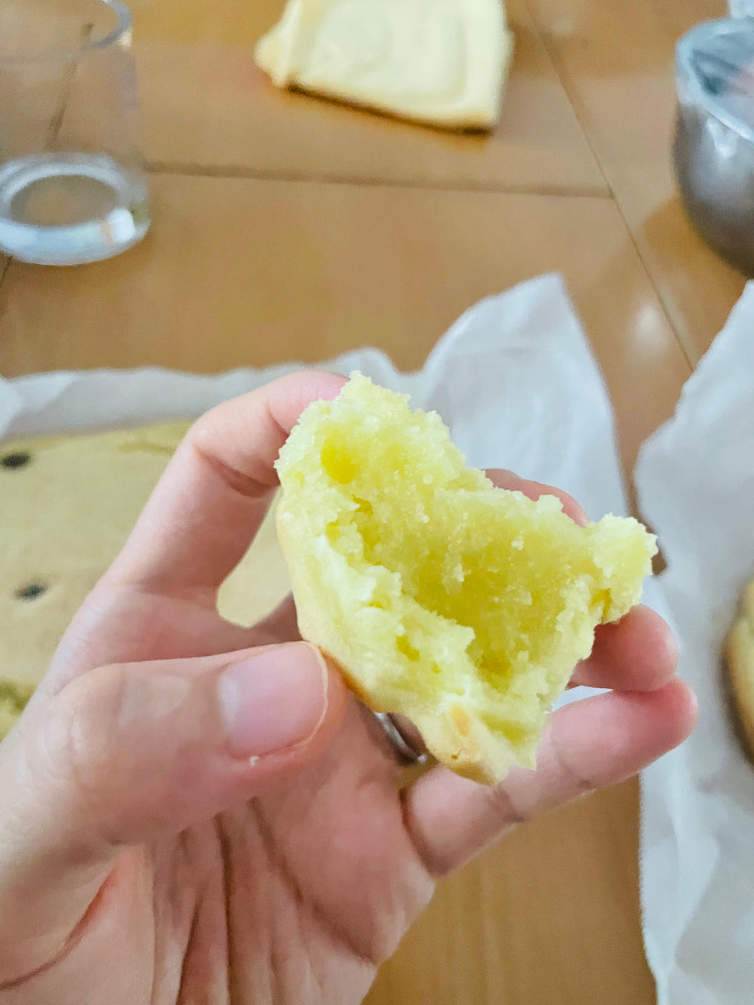 无需揉面‼️只要拌一拌就能做酥掉渣‼️好吃到爆的蔓越莓烤年糕‼