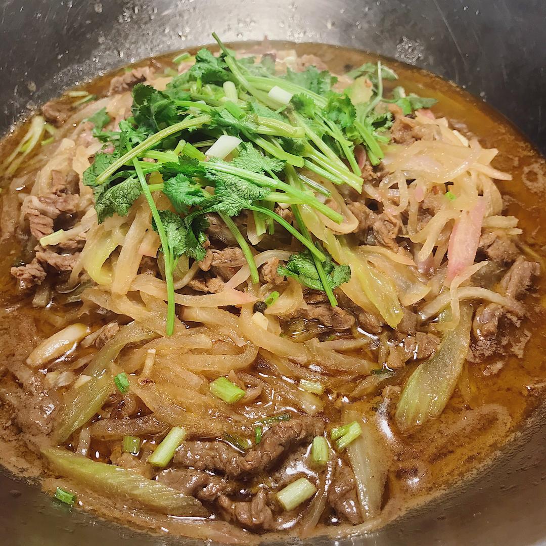 萝卜丝牛肉丝火锅