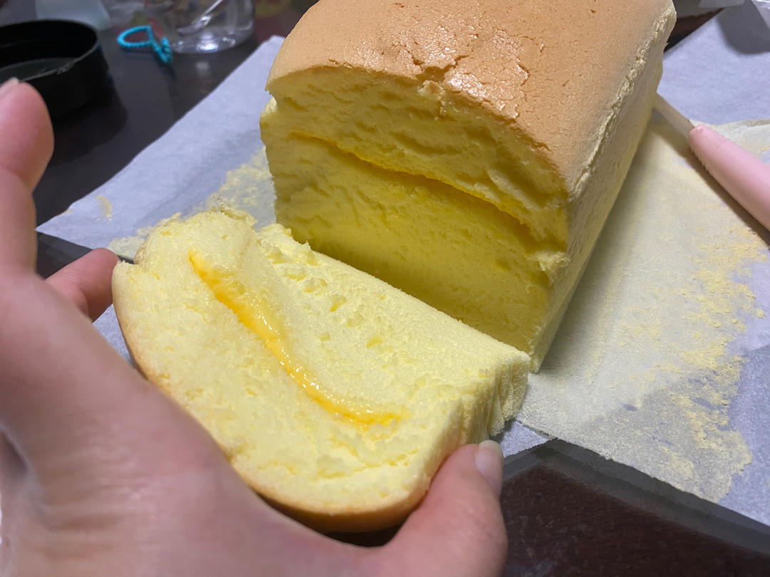 堪比柯基屁股
爆浆芝士🧀古早蛋糕