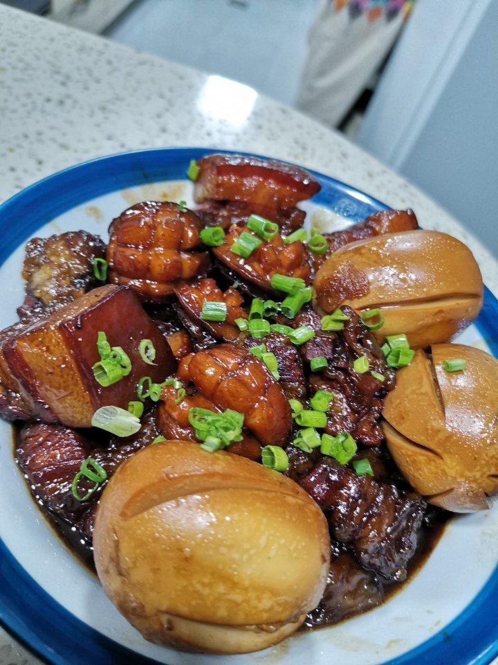 本帮鲍鱼红烧肉