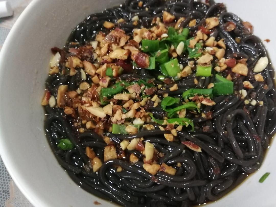 酸辣蕨根粉！