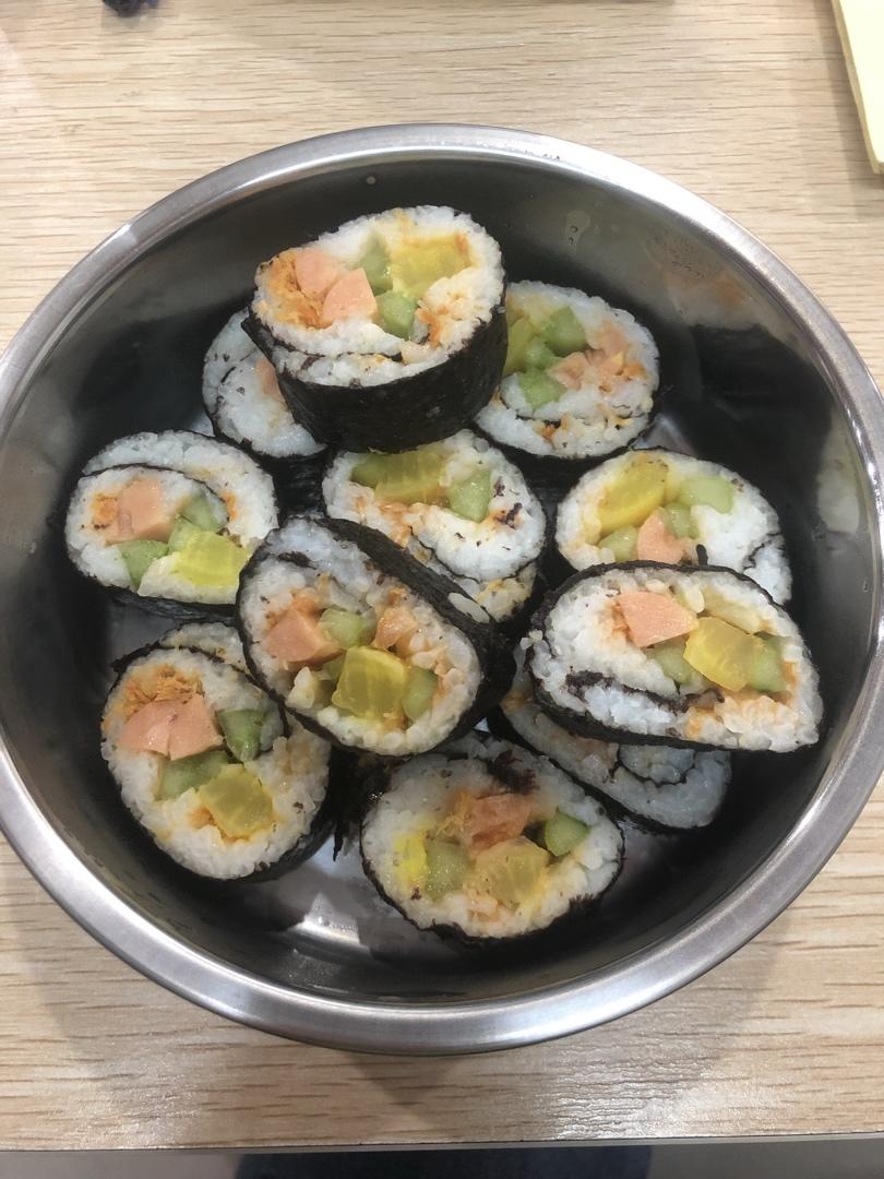 小孩子吃的停不下来的寿司