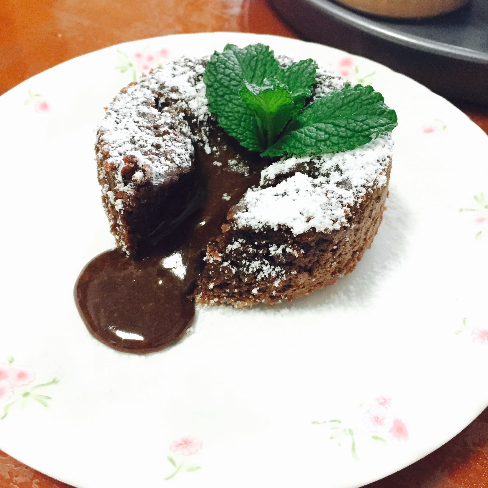 巧克力熔岩蛋糕 Chocolate Molten Lava Cake