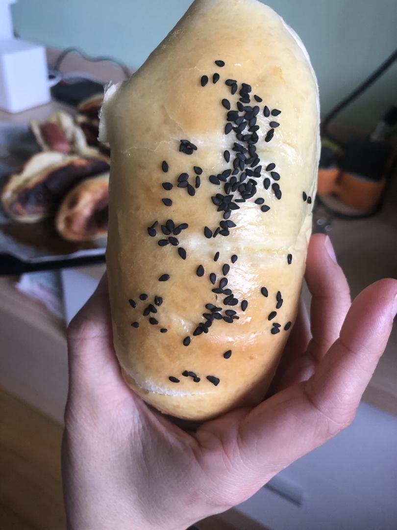 香喷喷的肉松卷面包