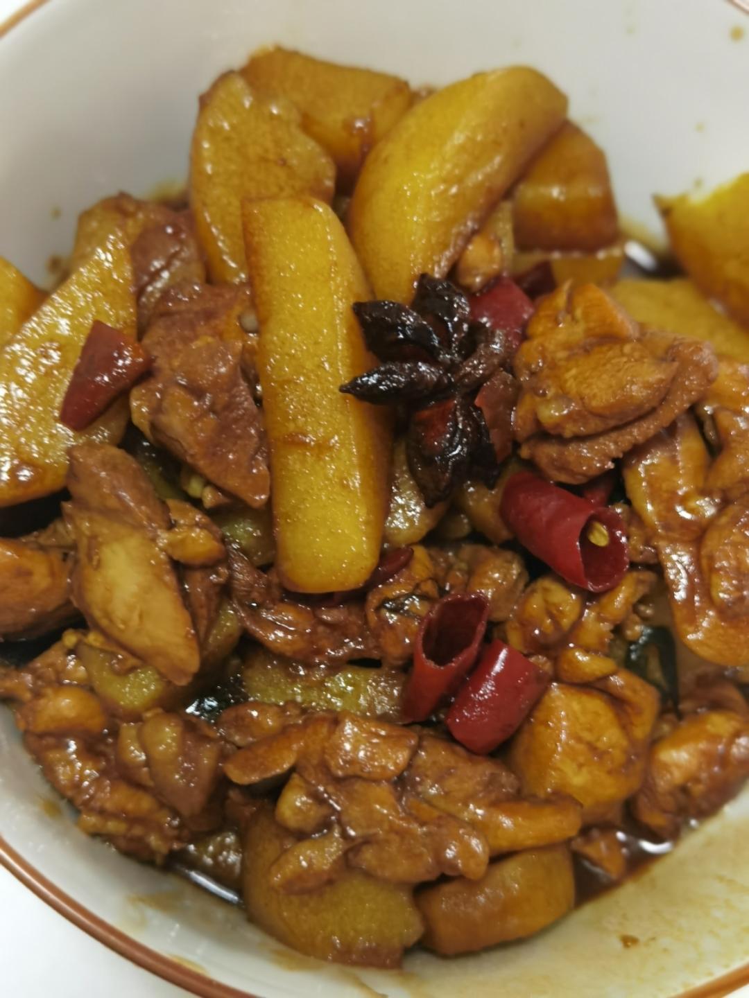 土豆炖鸡块