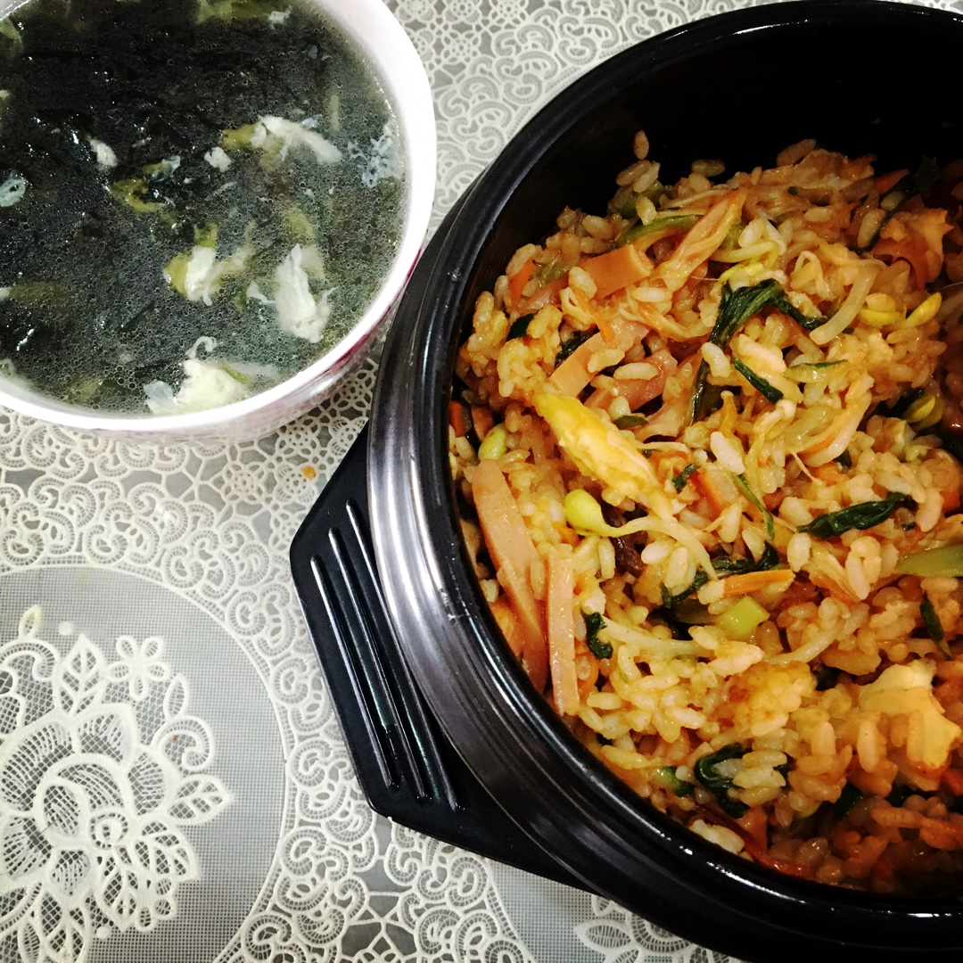 韩国石锅拌饭