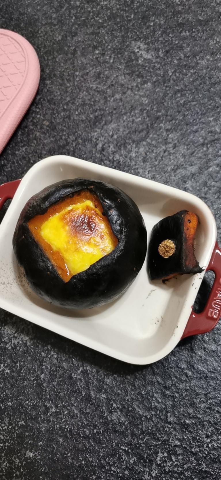 贝贝南瓜的奇特打开方式：南瓜烤蛋挞