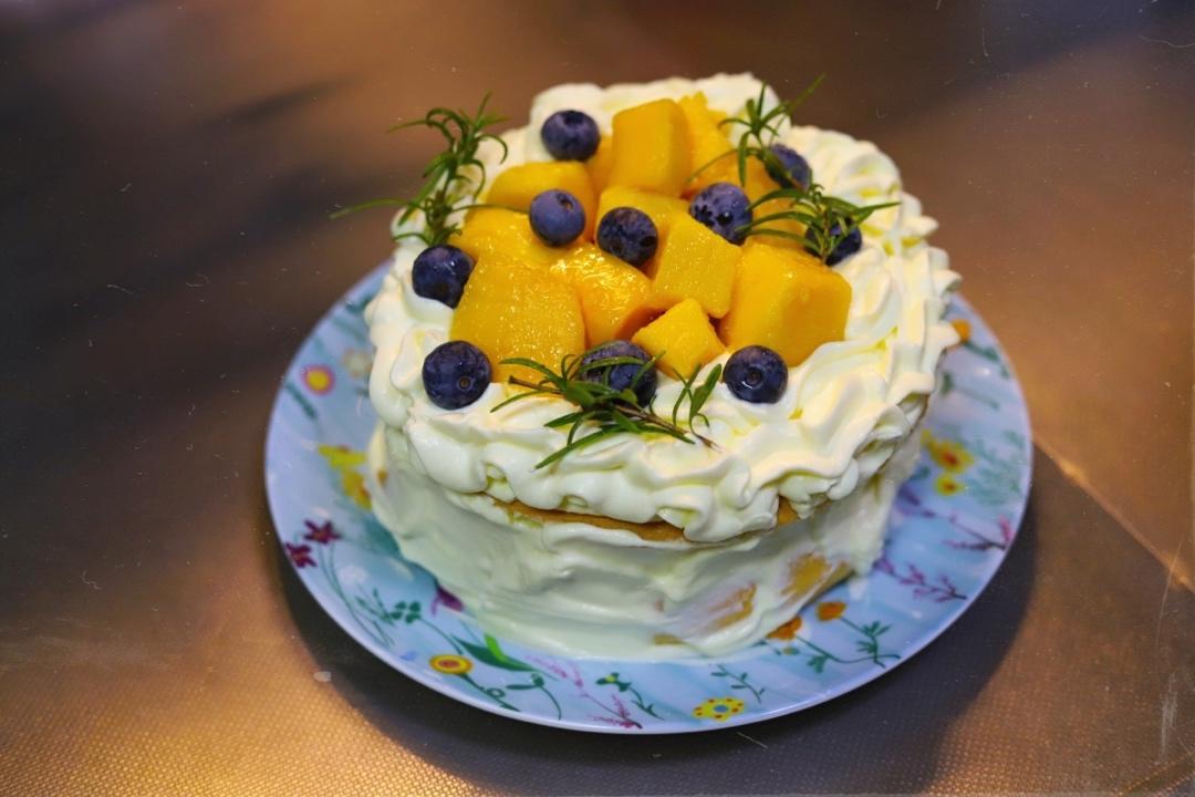 可可戚风水果裸蛋糕