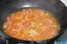 木耳番茄鱼片汤的做法 步骤9