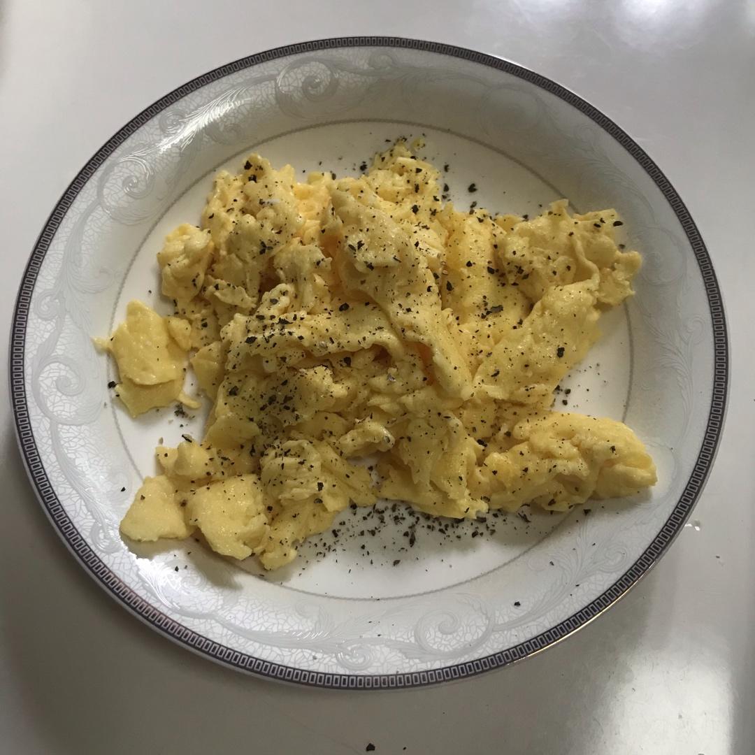 超松软的美式炒蛋 Scrambled Eggs