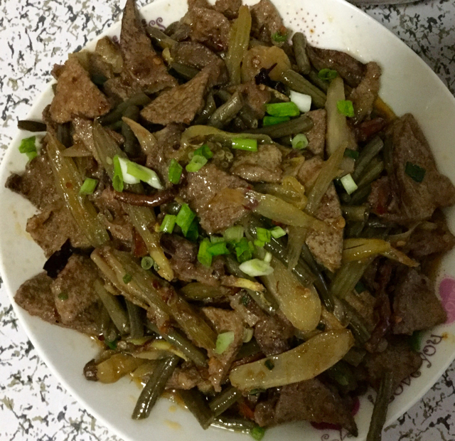 泡椒炒猪肝