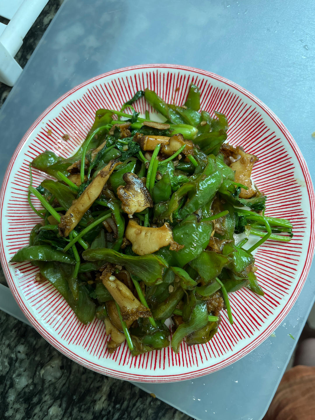 鲍鱼辣椒炒肉，湘菜界的大佬，简单又好吃