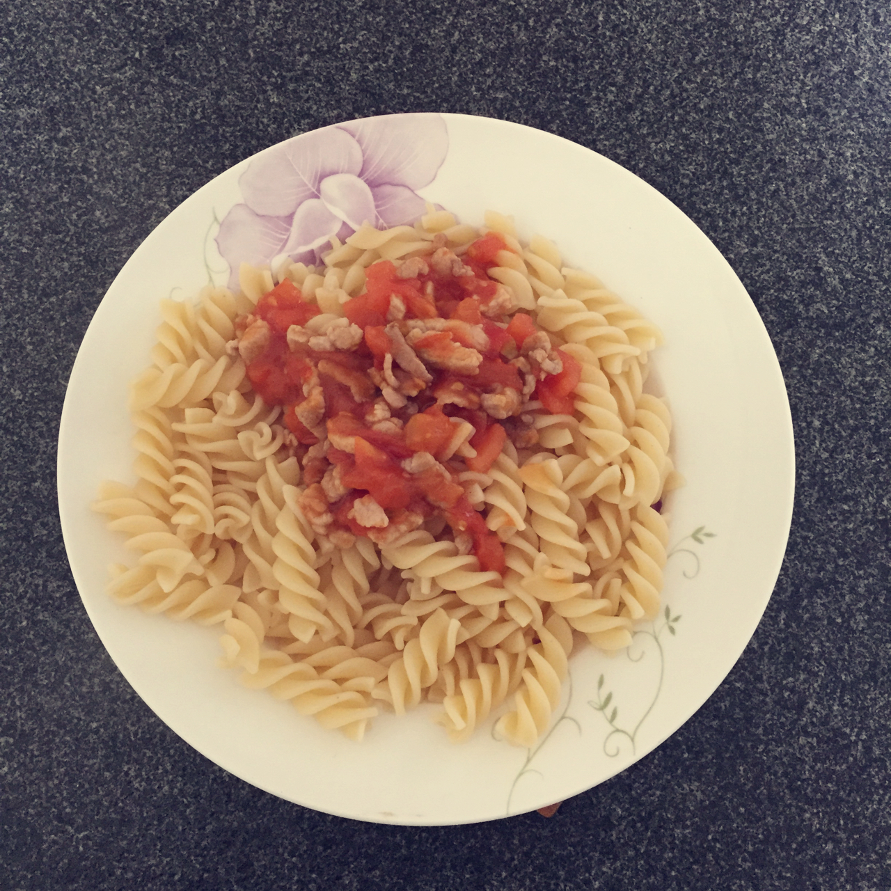 番茄肉酱意大利面