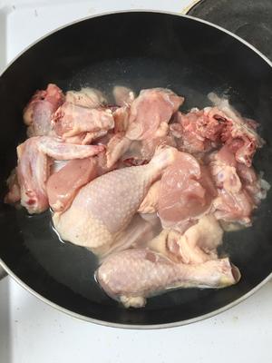 小鸡炖蘑菇-电饭锅版的做法 步骤4