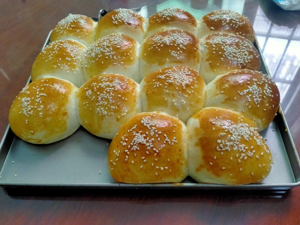 🥛超简单快手，柔软拉丝，一次发酵，牛奶小餐包