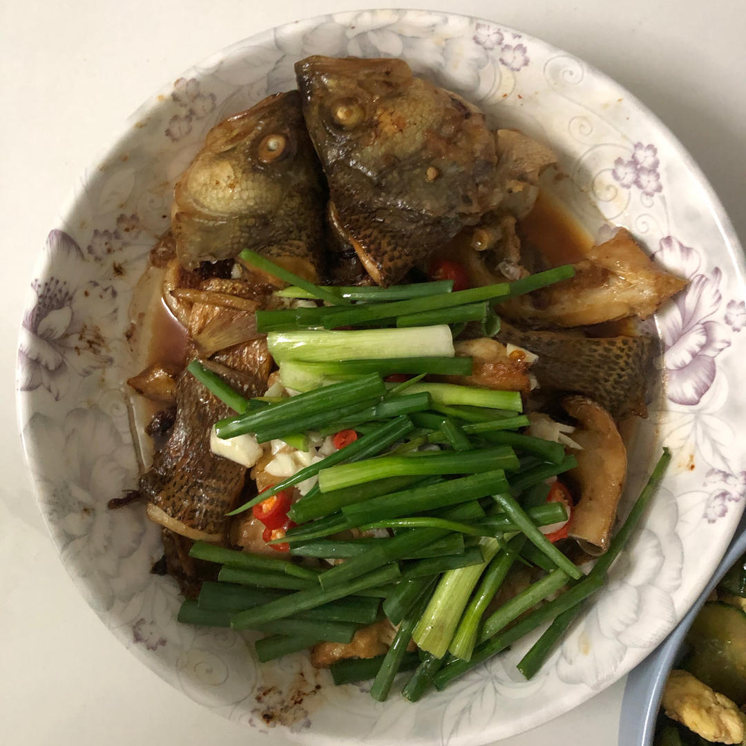 葱香焗鲈鱼