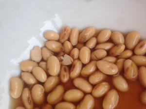 卤黄豆的做法 步骤2