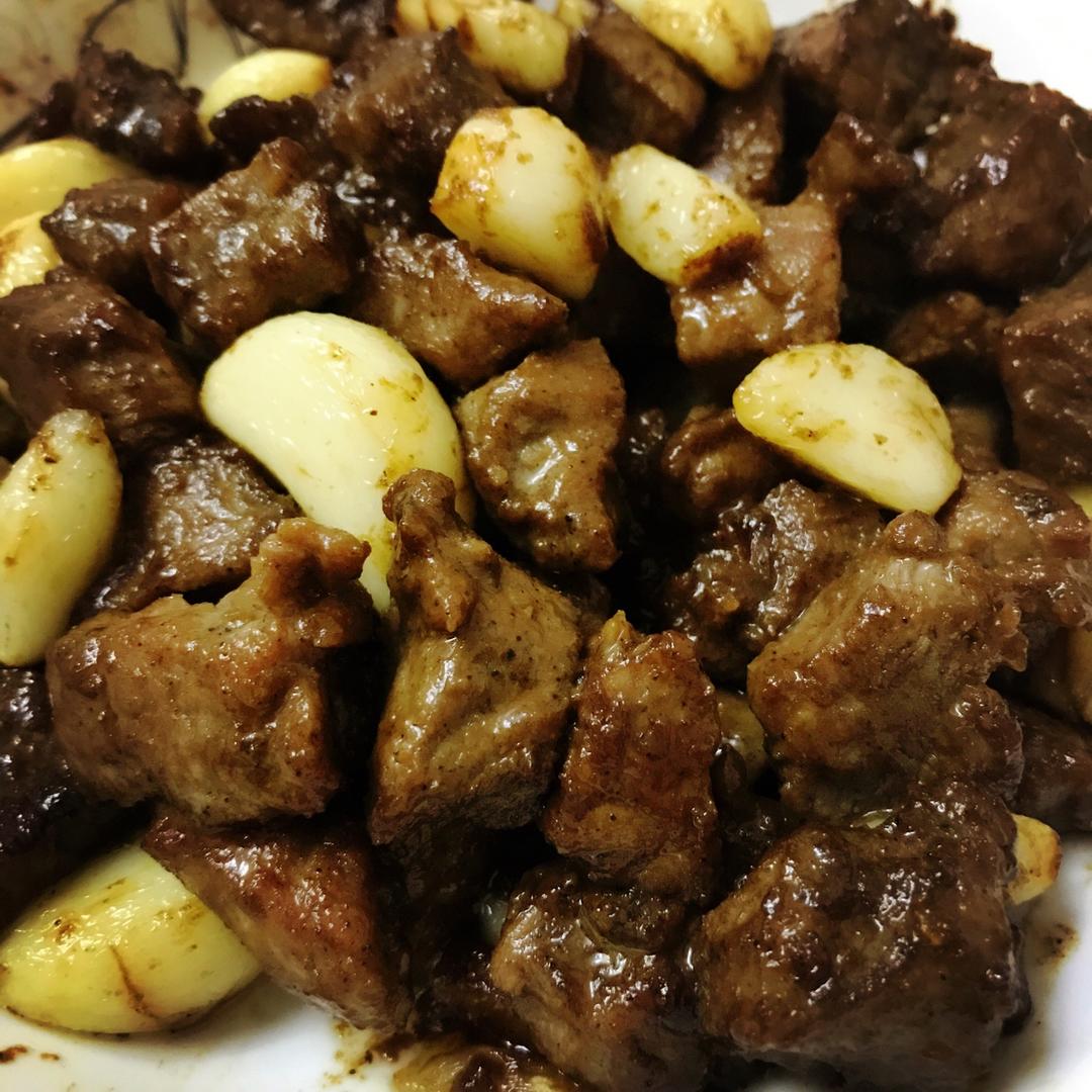 黑蒜子牛肉粒