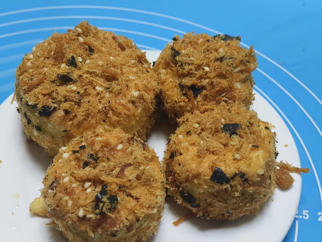 朋友都说比鲍师傅好吃的海苔肉松小贝