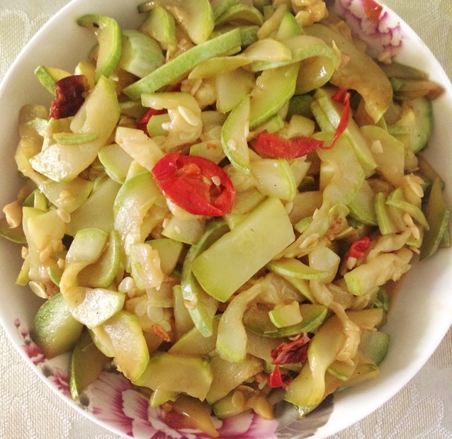 宁夏de梦做的酸辣西葫芦