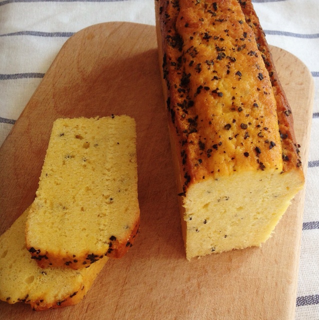 轻盈百香果磅蛋糕