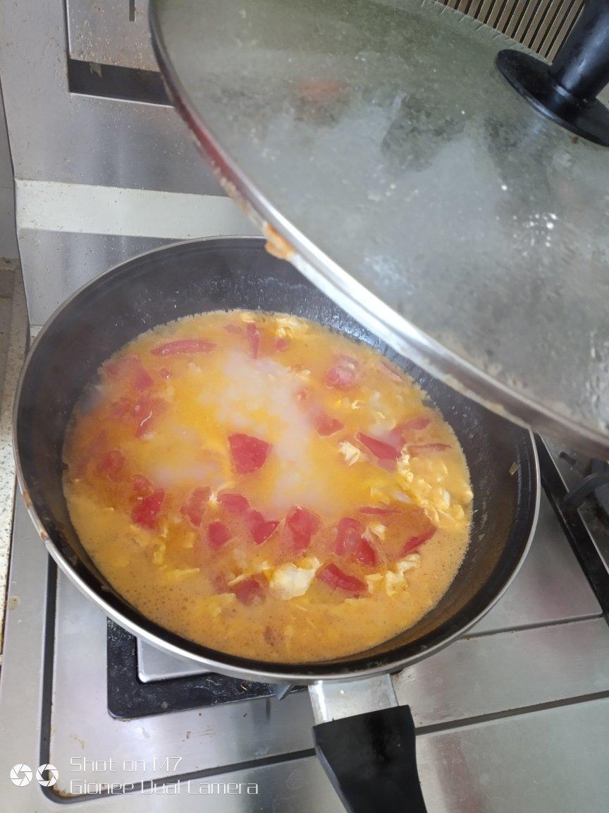 西红柿鸡蛋疙瘩汤