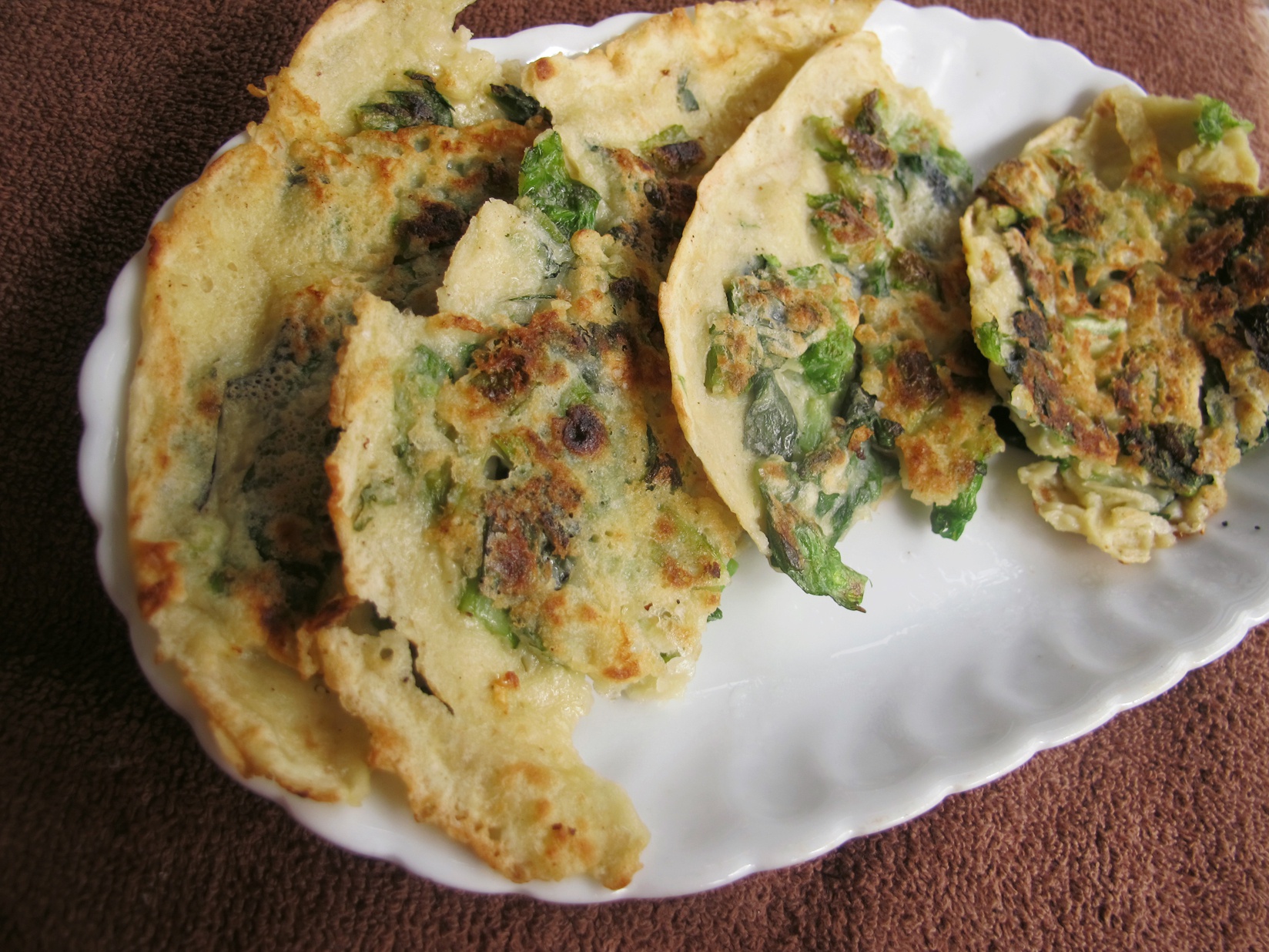 莴笋叶奶酪培根煎饼