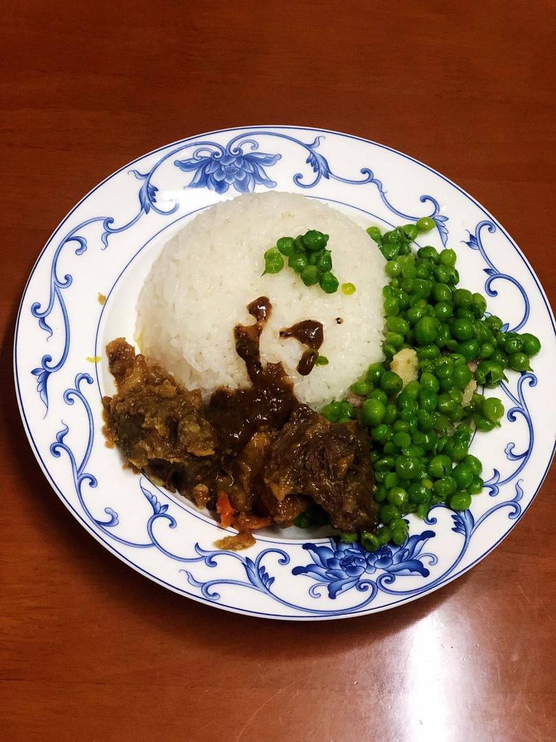 牛肉土豆盖饭