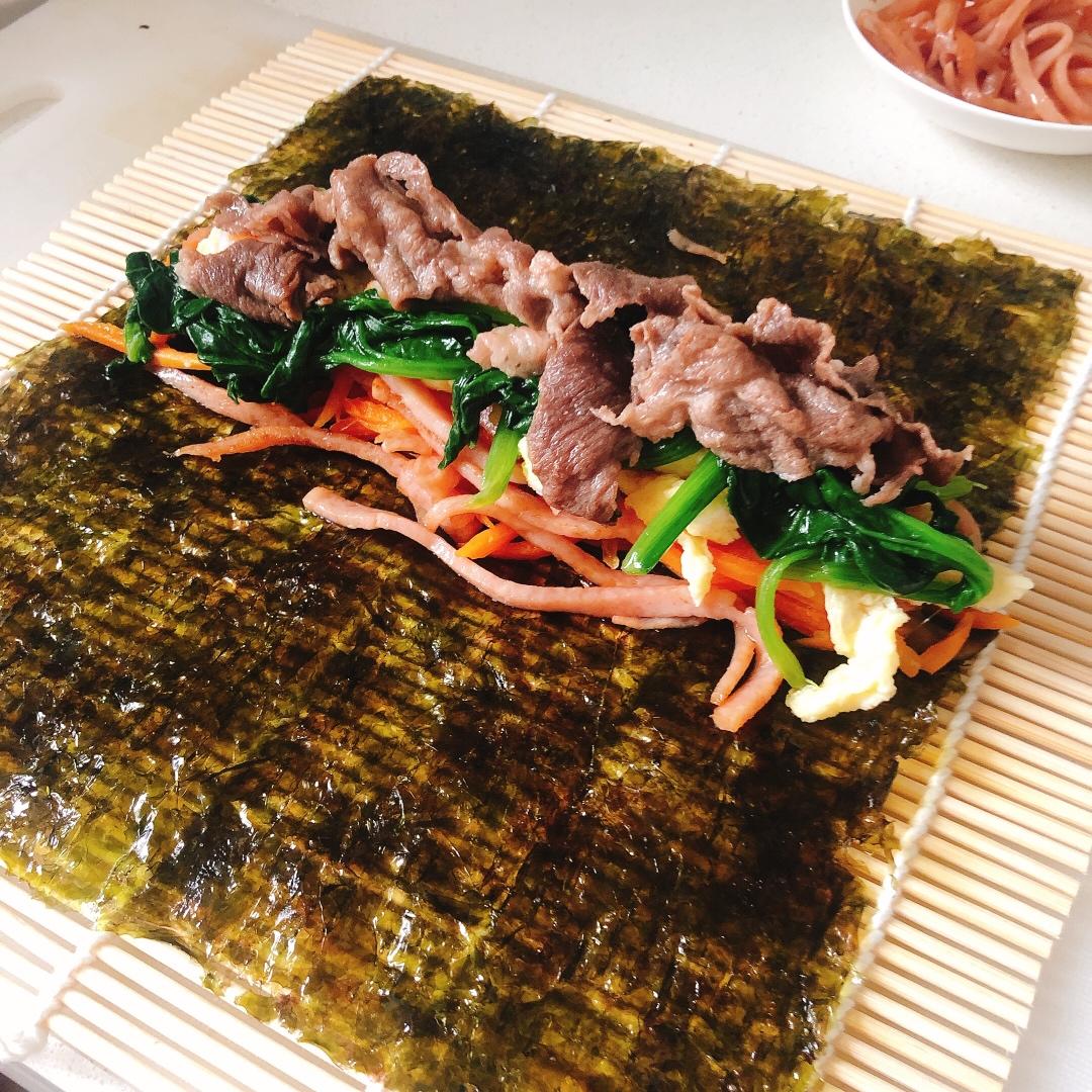 高颜值的紫菜包饭