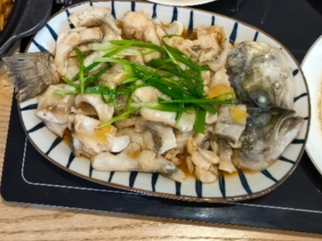 鲜嫩鲈鱼片