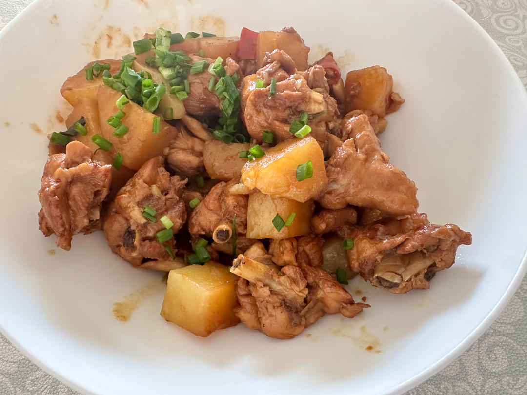 能干掉几碗饭的黄焖鸡