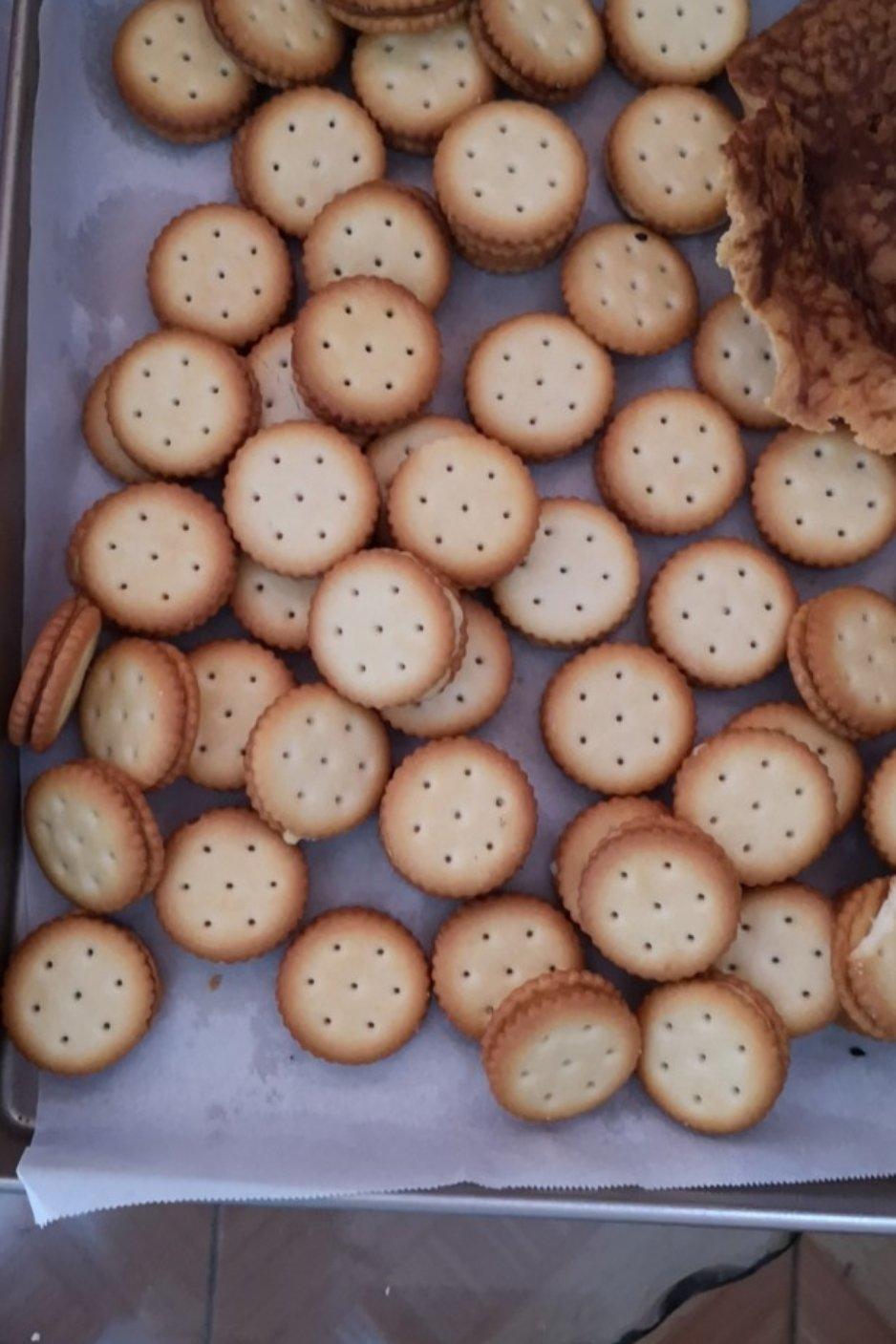 纽扣牛扎饼干