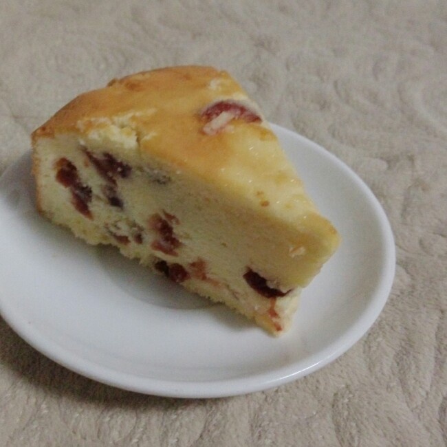蔓越莓酸奶戚风蛋糕 附手脱模方法
