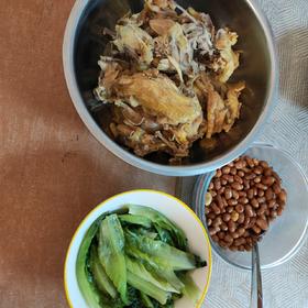 超简单又美味的电压力锅焖鸡法