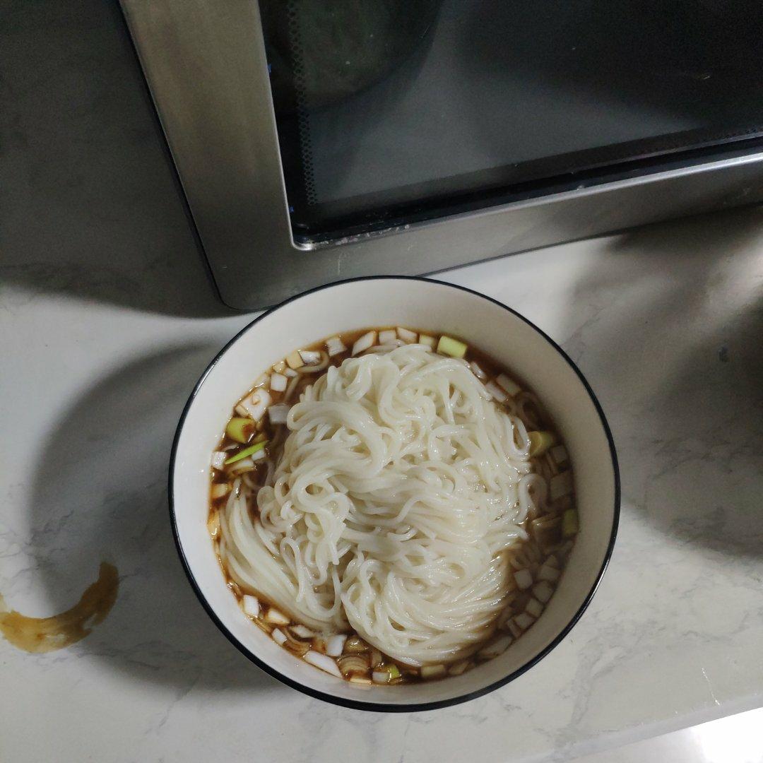 面条最简单的做法 阳春面