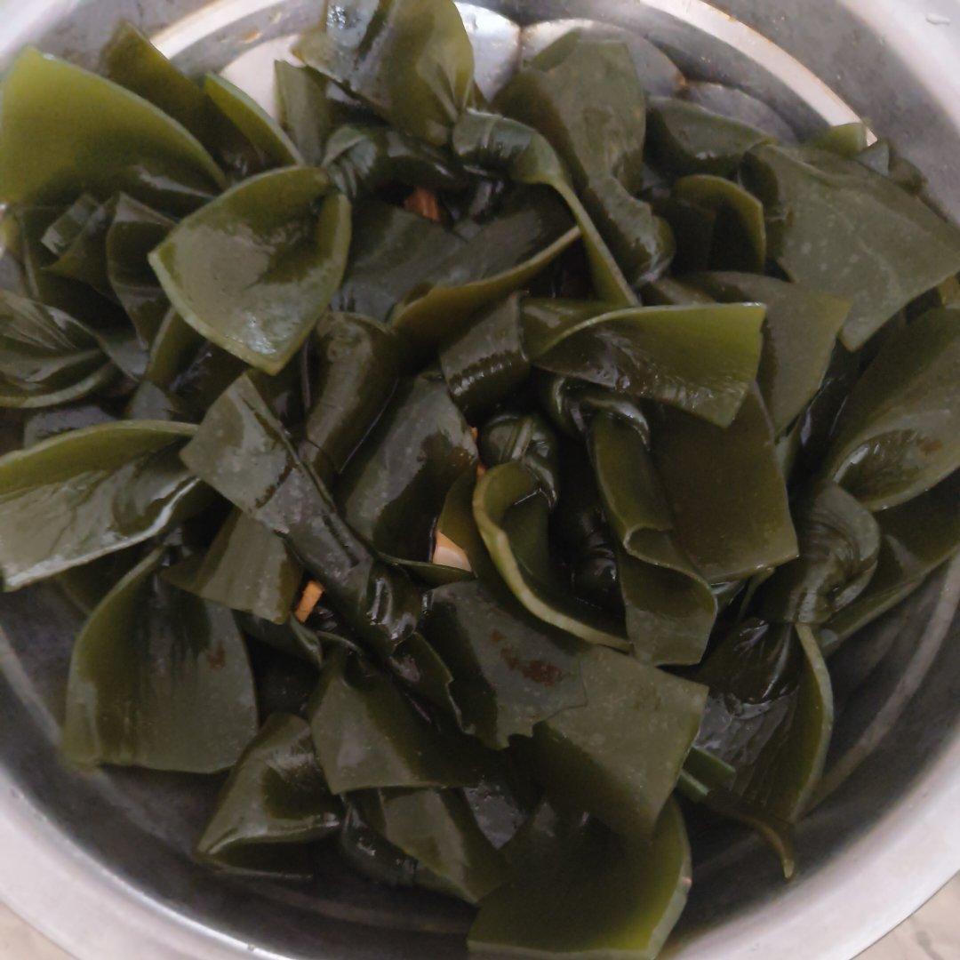 凉拌海带结