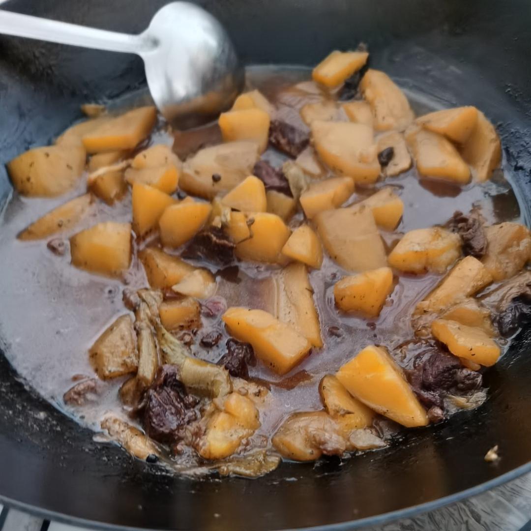 牛肉炖土豆